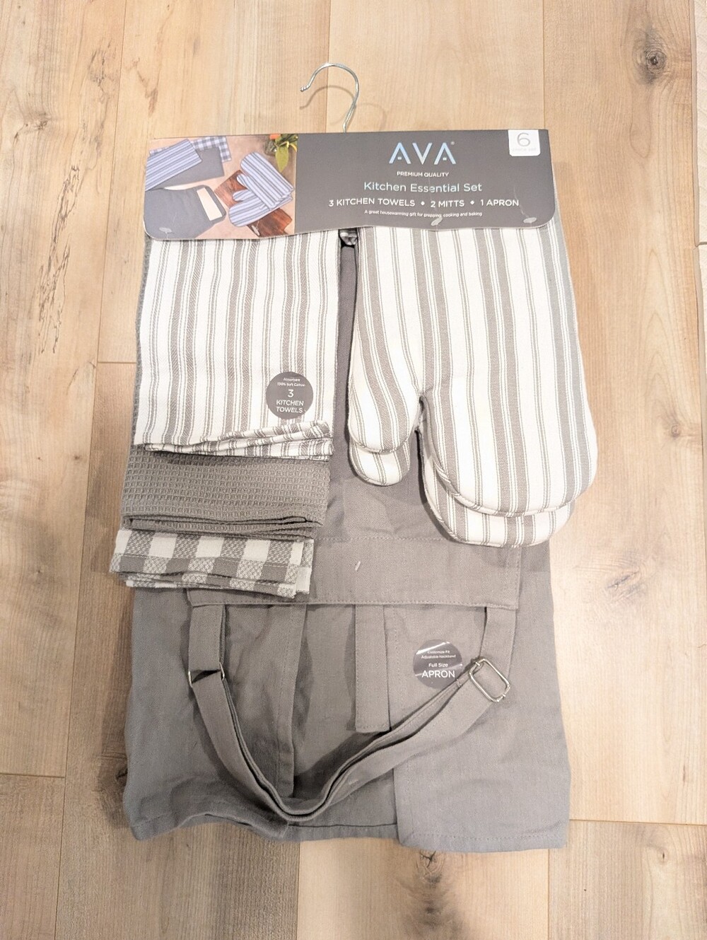 NWT Ava Kitchen Essential 6 Piece Set